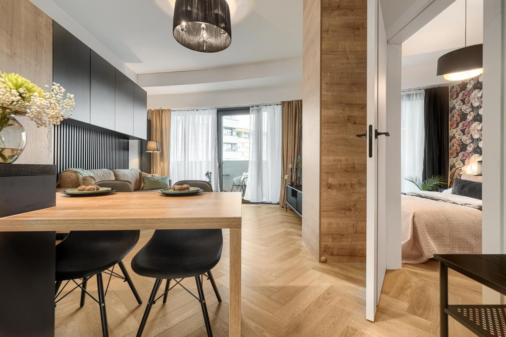 Hanza Tower No. 530 - 5th Floor, Balcony, Swimming Pool Apartament