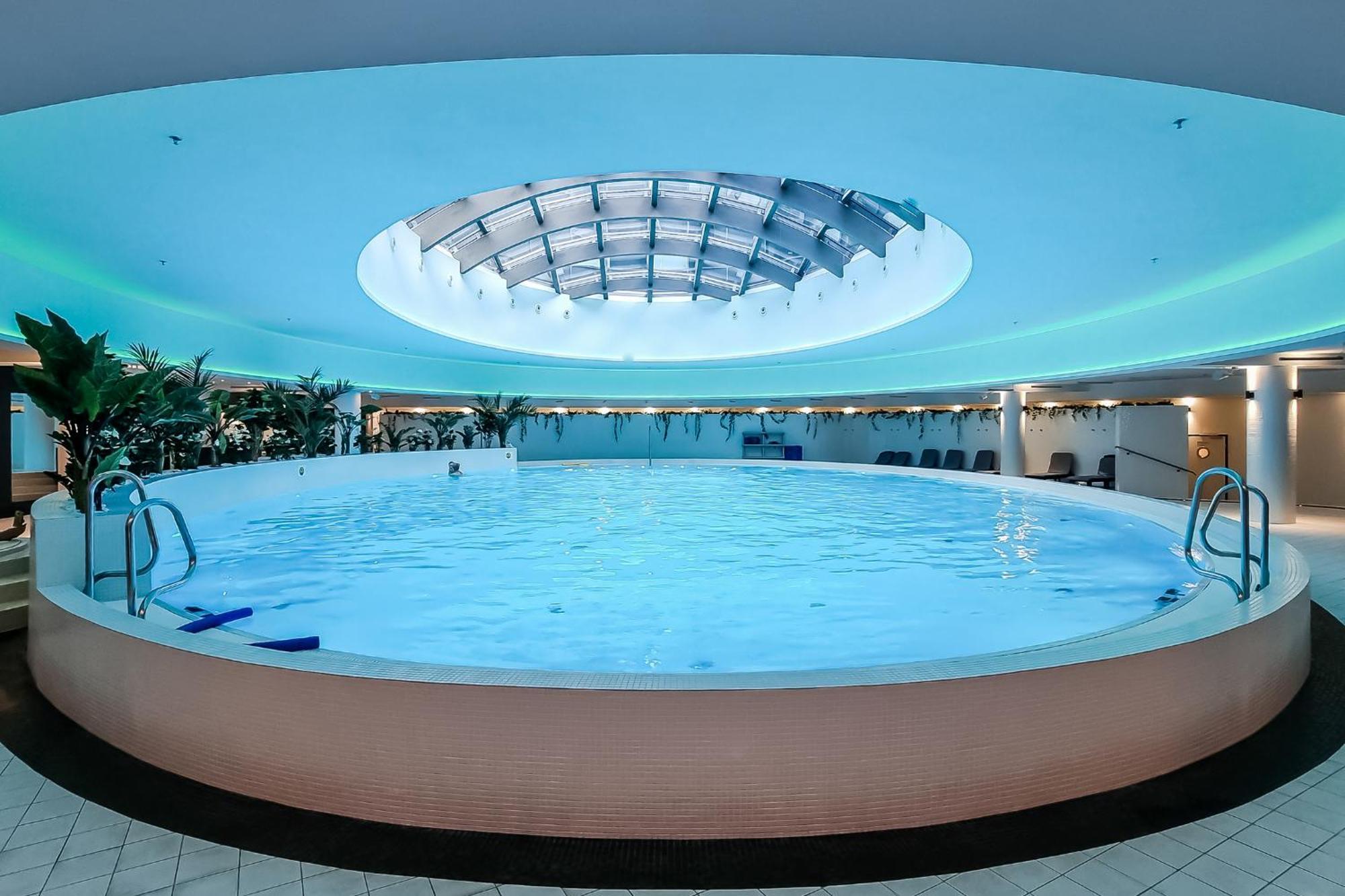 Hanza Tower No. 530 - 5th Floor, Balcony, Swimming Pool Apartment Szczecin